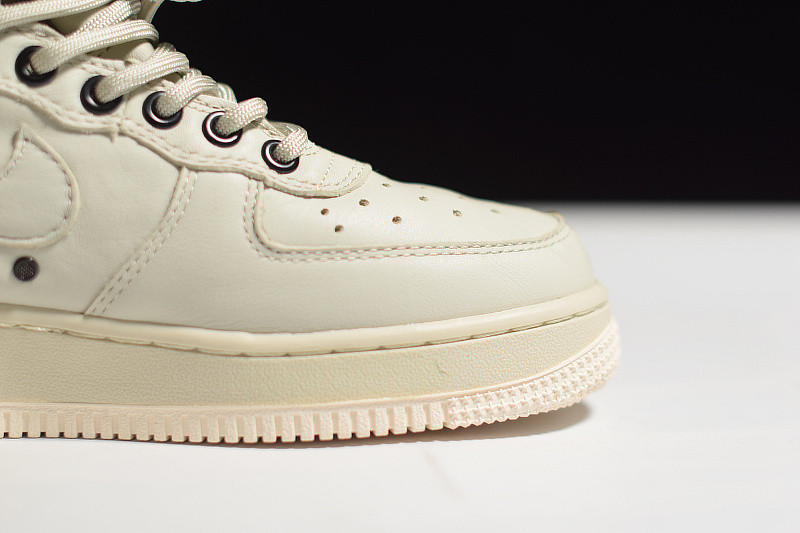 NIKE AIR FORCE 1 HIGH "SPECIAL FIELD URBAN UTILITY" (W) 857872-001