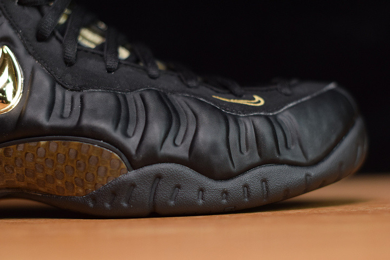 NIKE AIR FOAMPOSITE  PRO  
