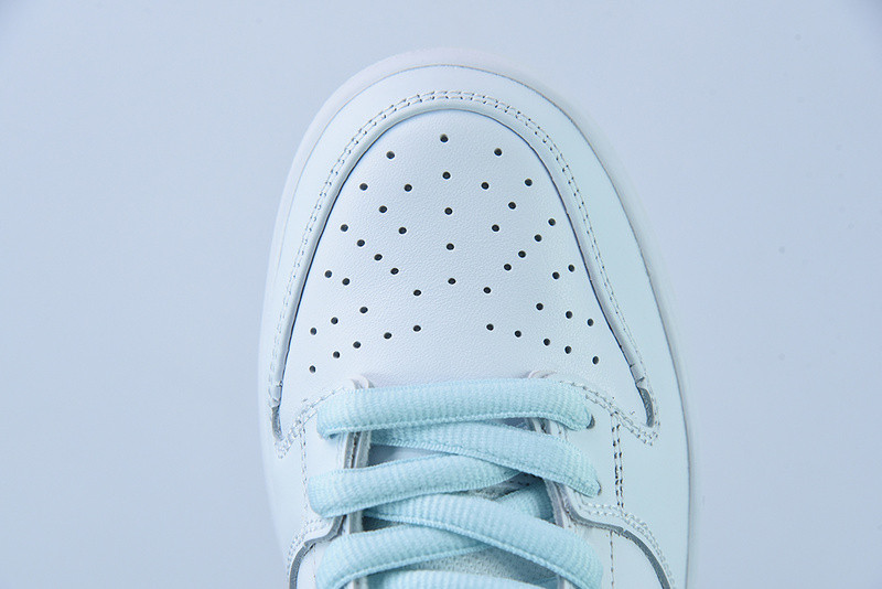 Nike SB Dunk Low “Be True” DR4876-100
