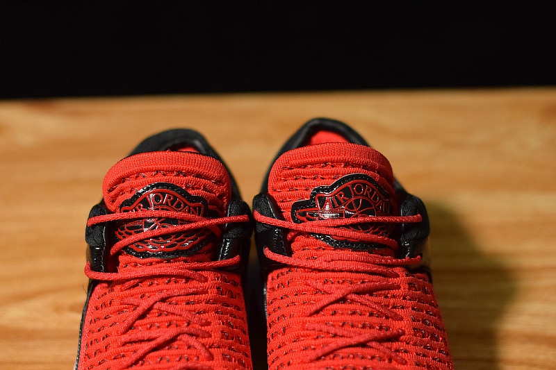 AIR JORDAN 32 LOW PF 