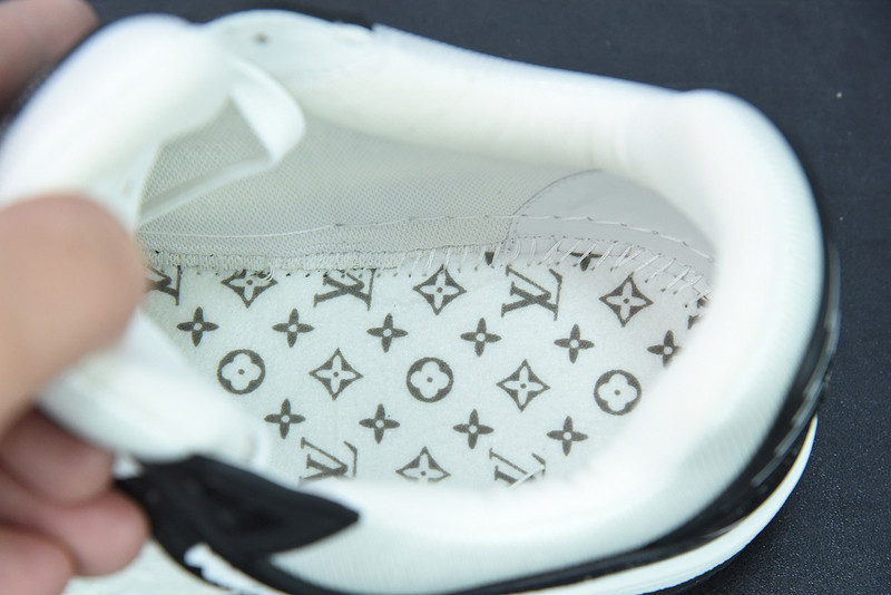 LVT SNEAKERS