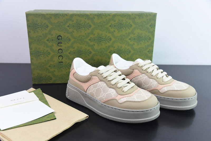 G*u*i sneaker