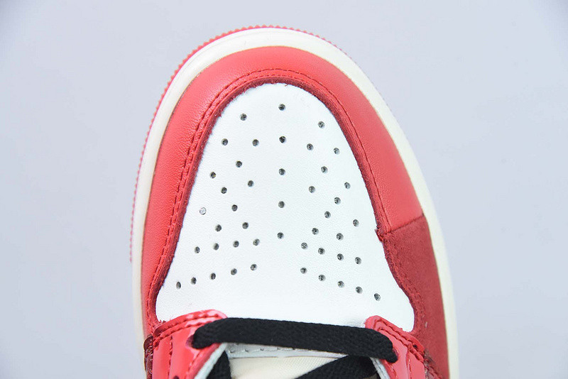 AIR JORDAN 1 HIGH OG “SPIDER-VERSE” DV1748-601