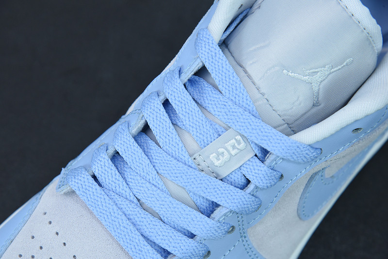 AIR JORDAN 1 LOW