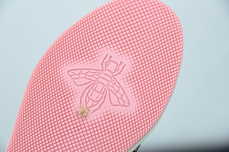 G*u*i sneaker