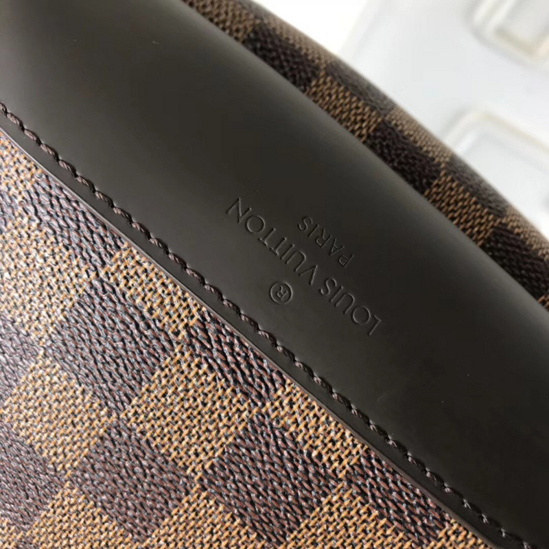 LVT PURSE