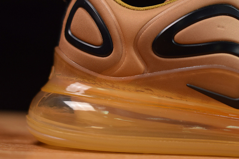NIKE AIR MAX 720 RETRO