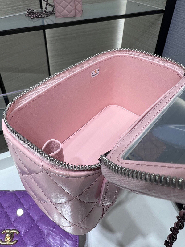 Ch*el purse