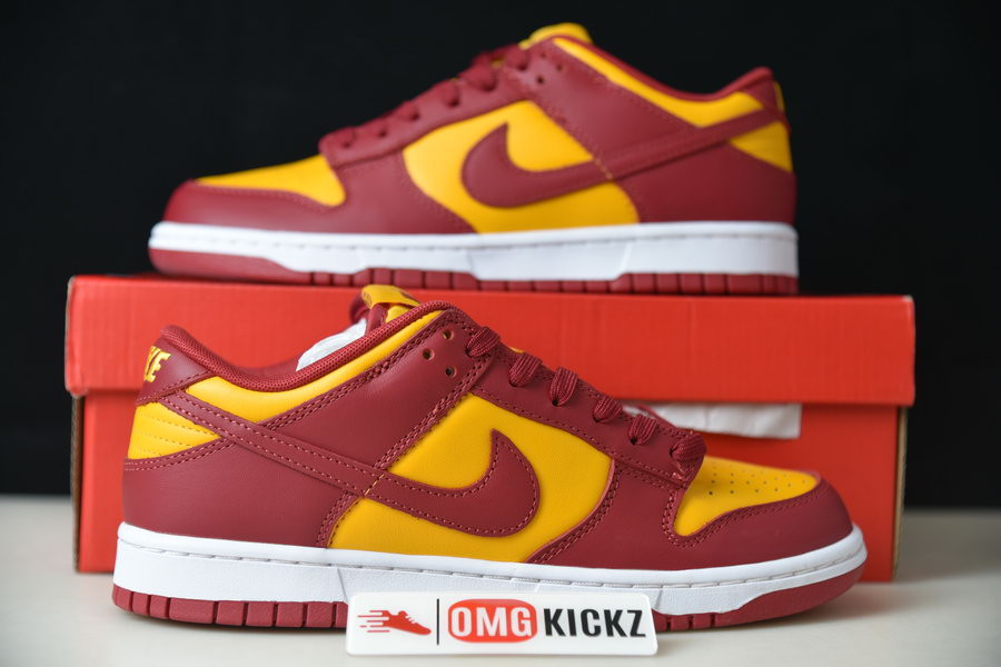 NIKE DUNK LOW