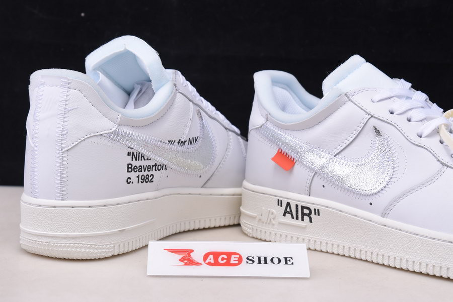 NIKE AIR FORCE 1