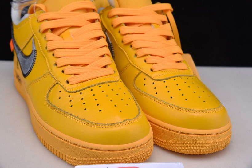 NIKE OF X AIR FORCE 1 LOW UNIVERSITY GOLD DD1876-700