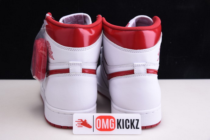 AIR JORDAN 1 RETRO HIGH OG “METALLIC RED” 555088-103