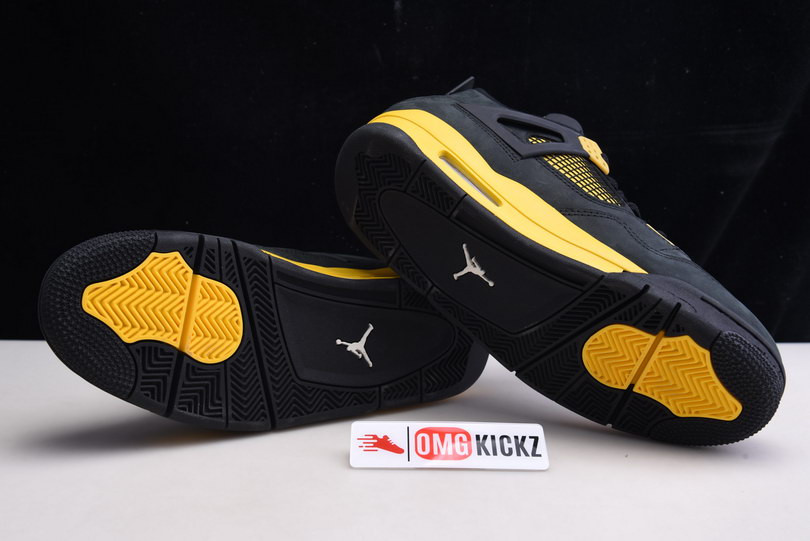 AIR JORDAN 4 RETRO