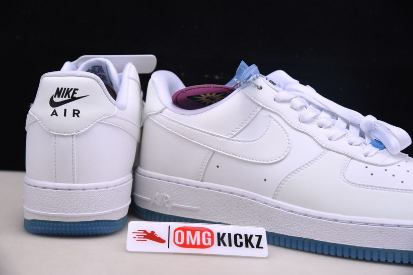 NIKE AIR FORCE 1