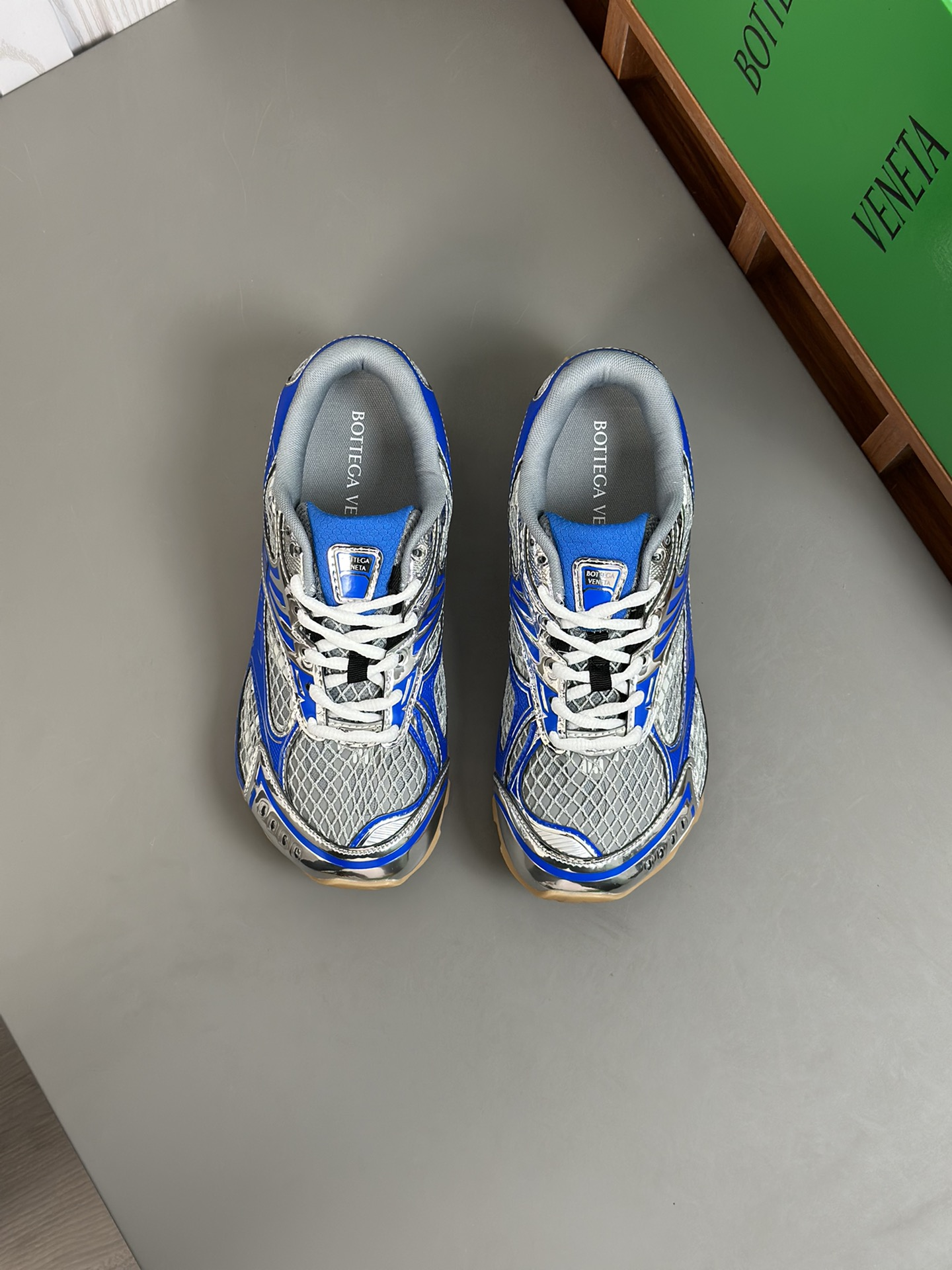 bo*te*ga Ve*ne*ta orbit sneaker