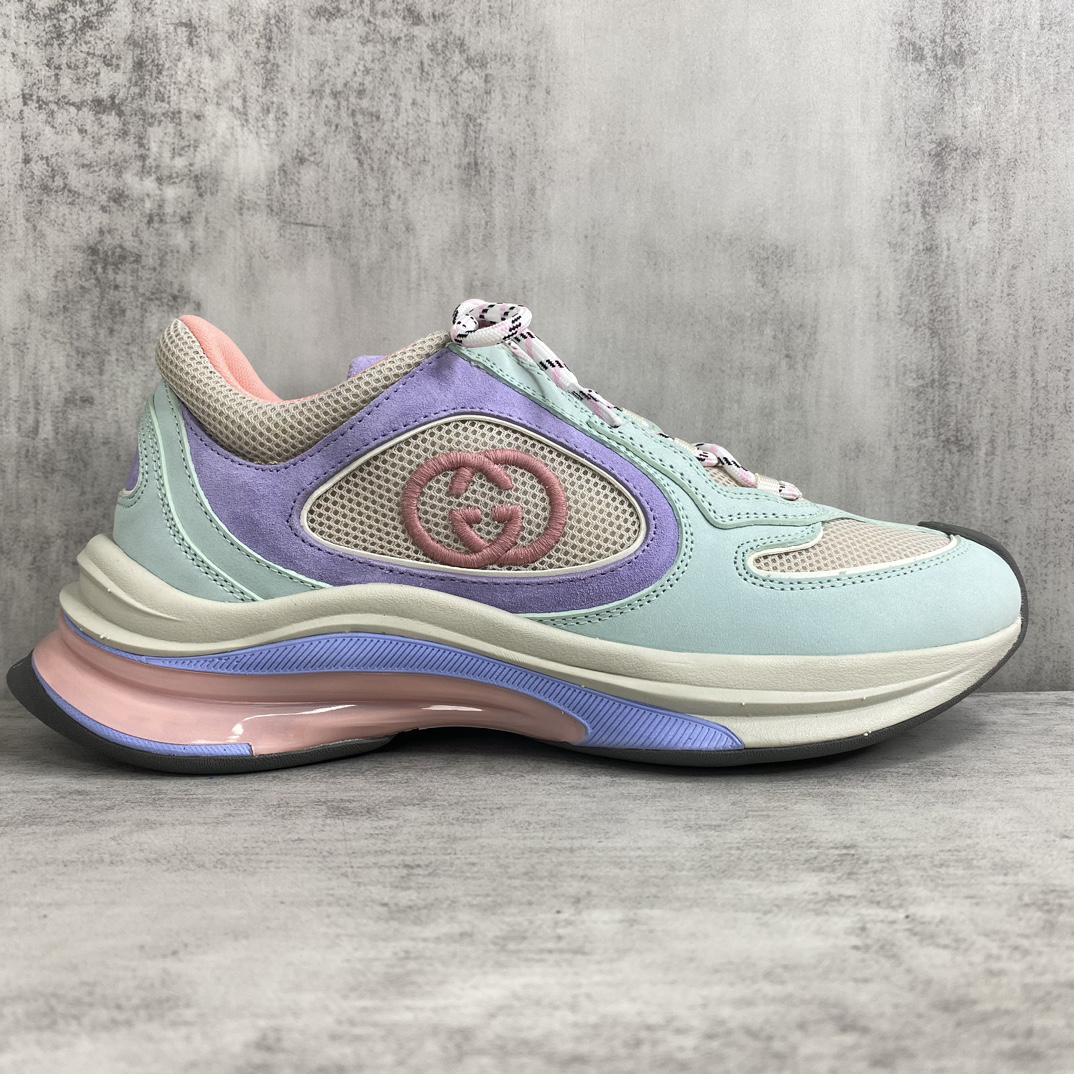 G*u*i sneaker